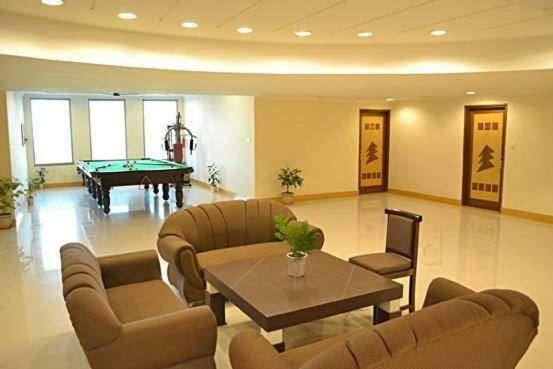 Hotel Rudra Continental Rudrapur Esterno foto