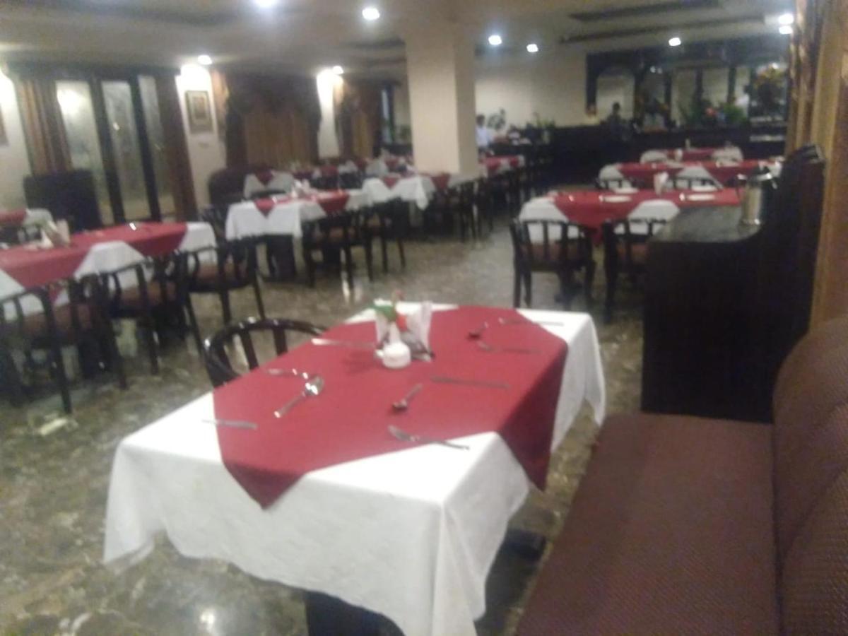 Hotel Rudra Continental Rudrapur Esterno foto