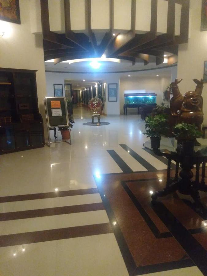 Hotel Rudra Continental Rudrapur Esterno foto